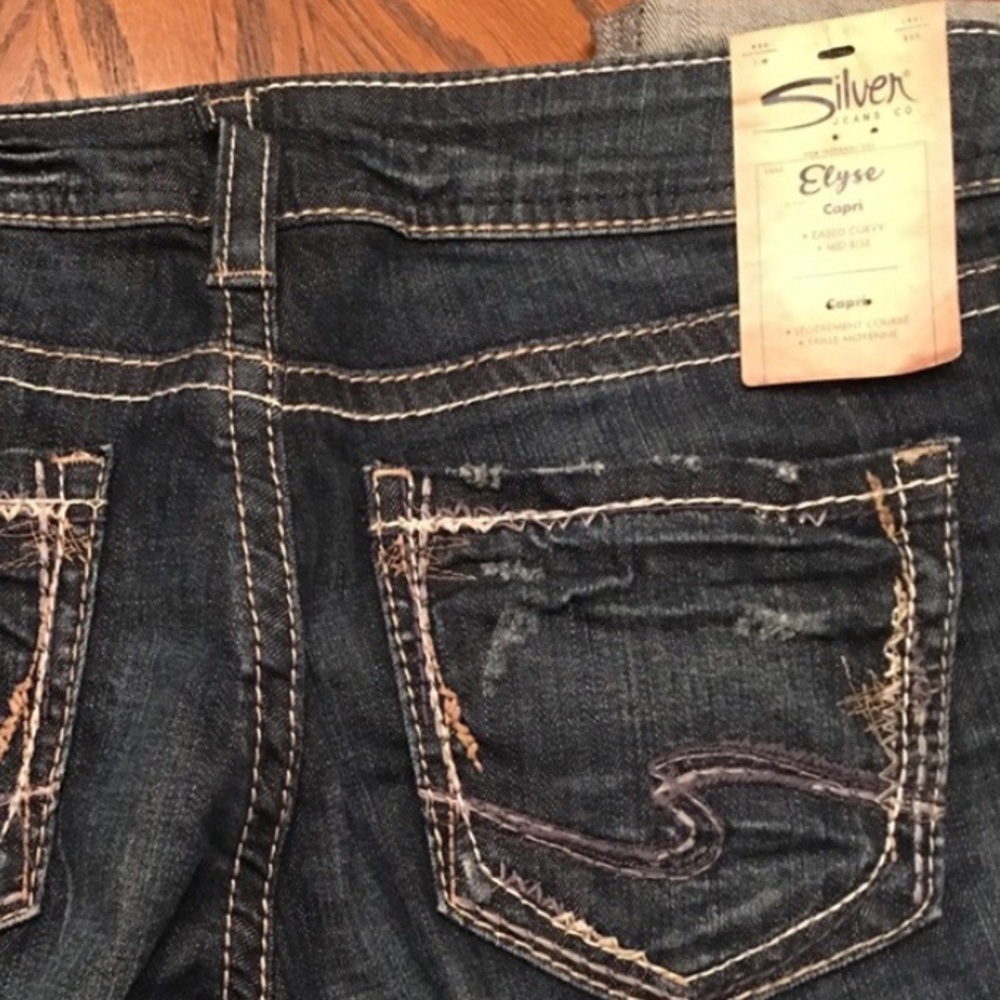 Silver Capri Jeans 27